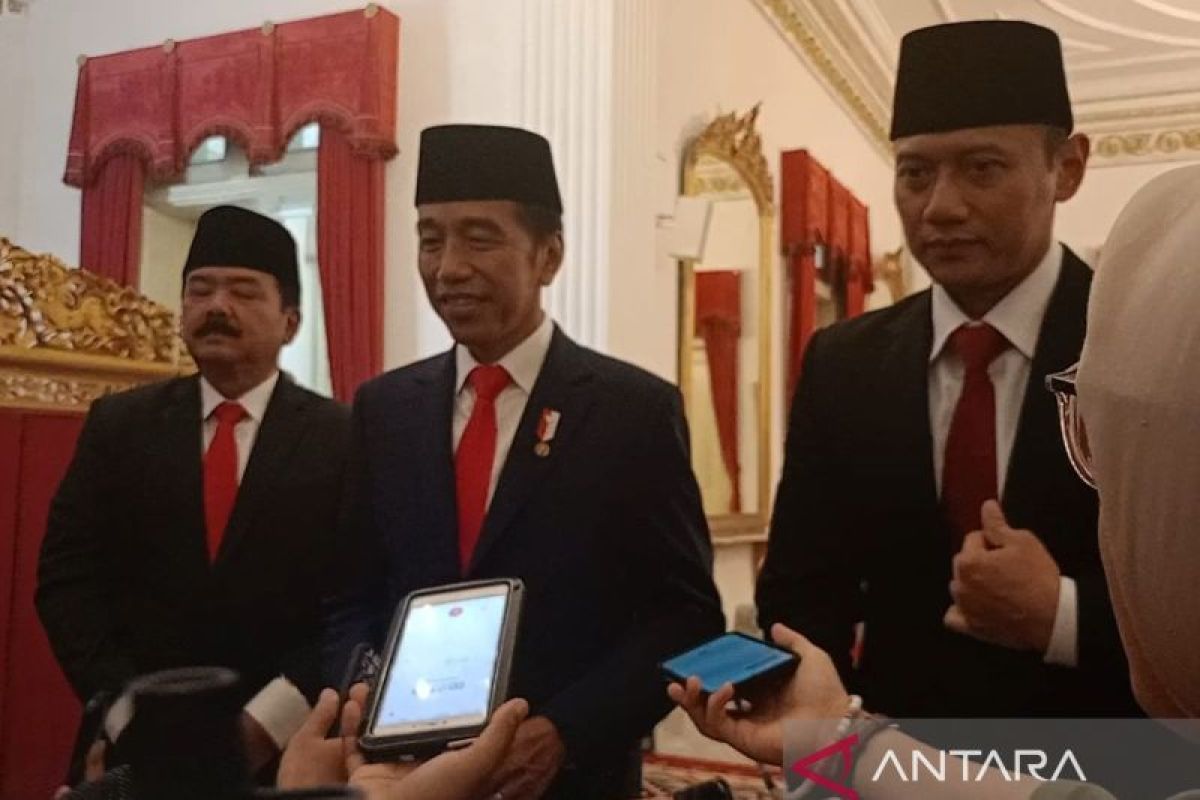 Presiden Jokowi tak ragu berikan posisi Menteri ATR kepada AHY