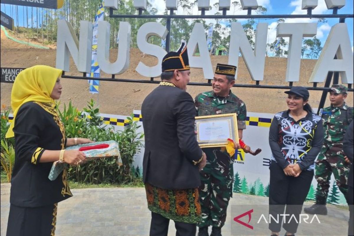 KSAD diberi gelar Kaka Demong Agung Bela Negara di IKN