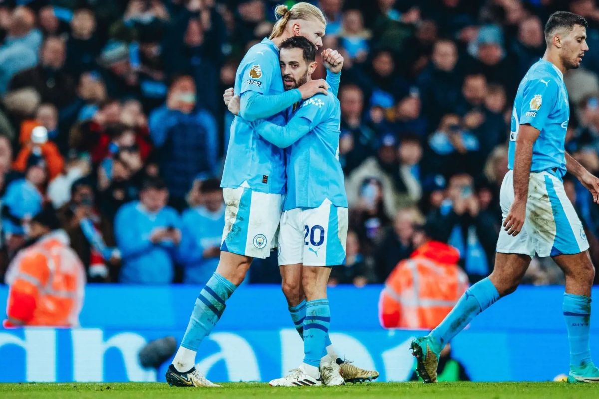 Man City tempel ketat Arsenal usai menang atas Brighton