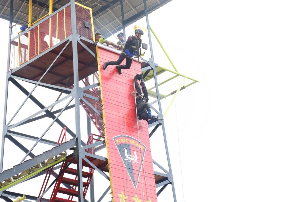 Polda Jambi lengkapi sarana tower latihan personel Satbrimob