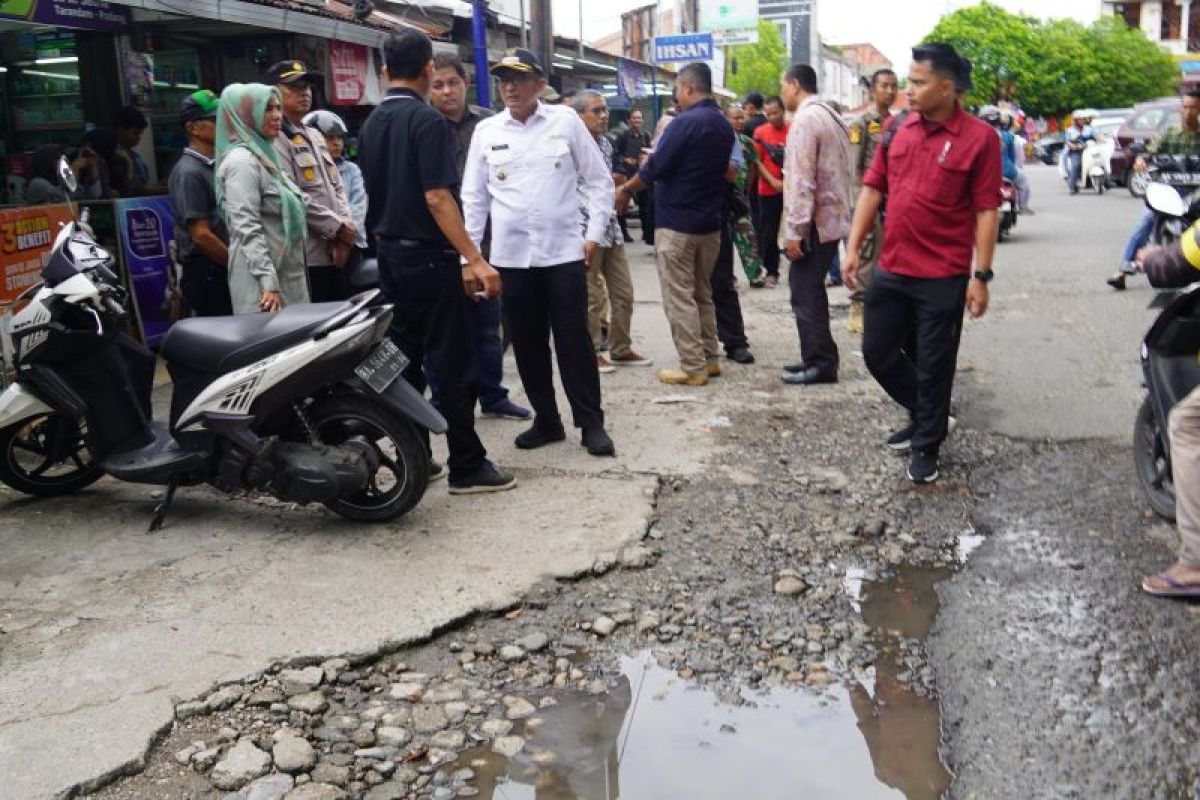 Pemkot Padang akan perbaiki 30 titik jalan dan drainase pada 2024