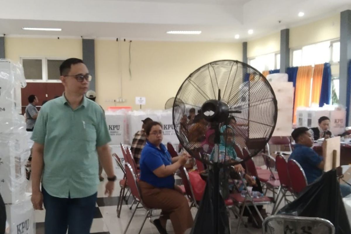 Josiah Michael berharap perhitungan suara di Surabaya berjalan fair
