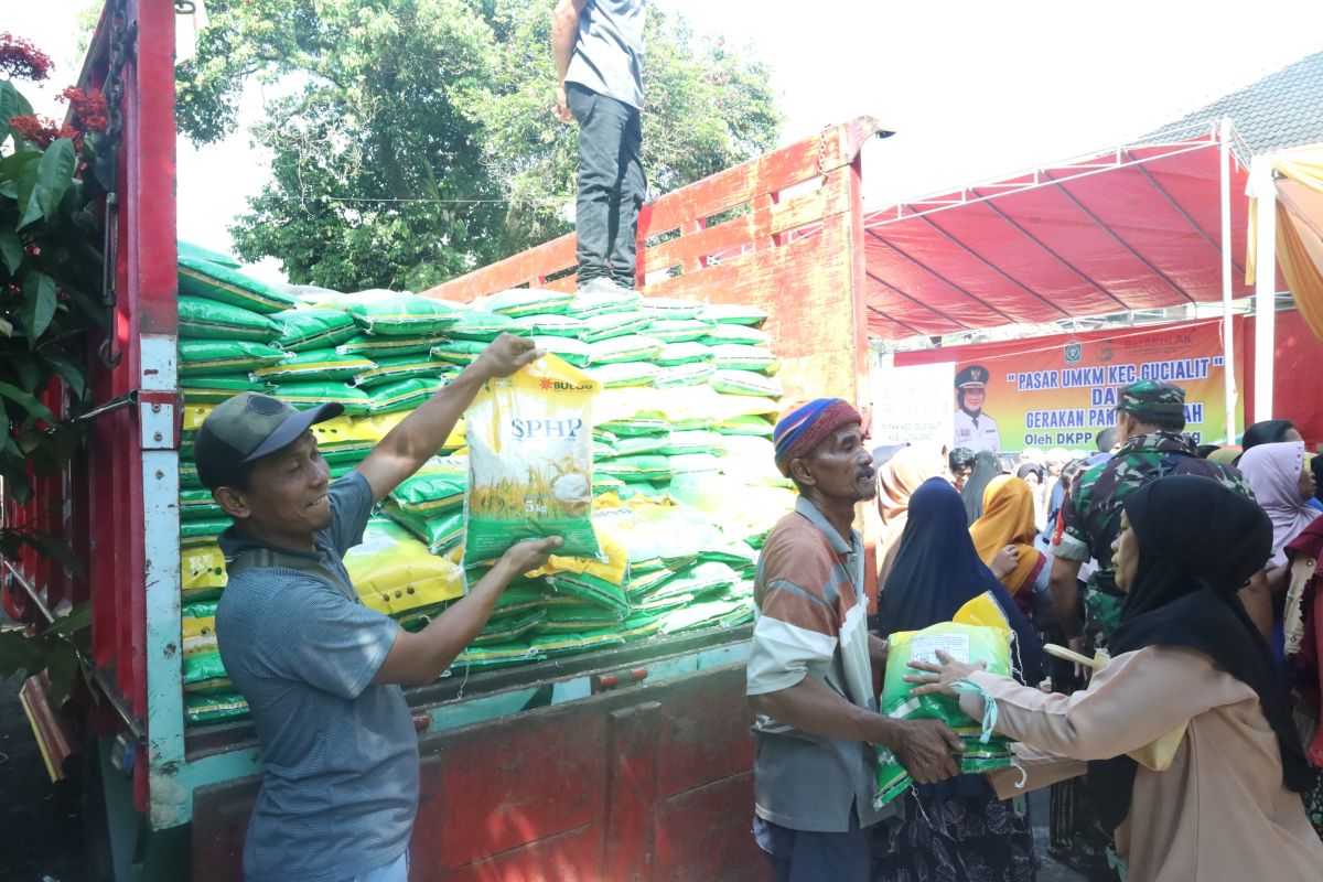 Pemkab Lumajang pastikan stok beras aman jelang Ramadhan dan Lebaran
