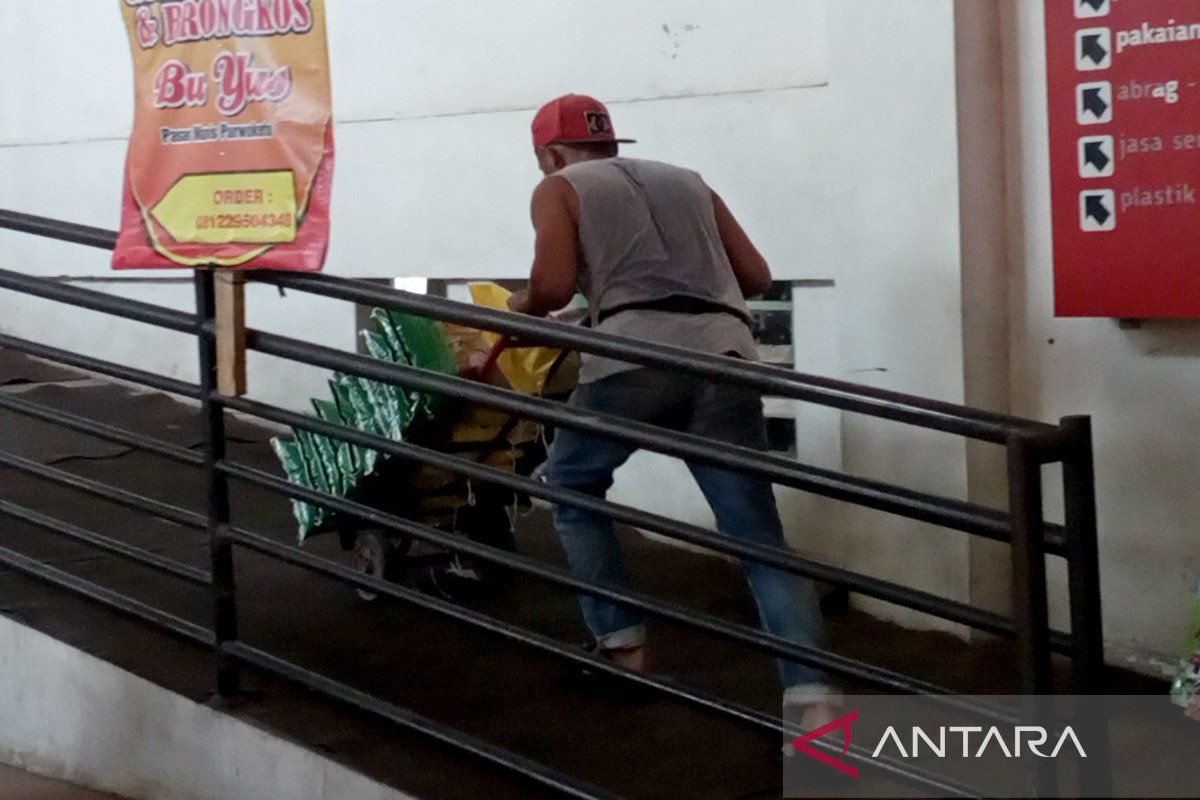 Dinperindag Banyumas  maksimalkan operasi pasar kendalikan harga beras