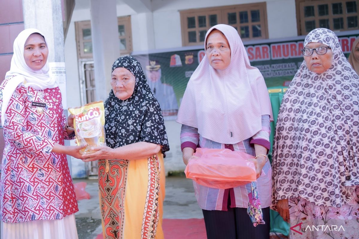 Pemkab Nagan Raya gelar pasar murah jelang Ramadhan, PNS dilarang beli