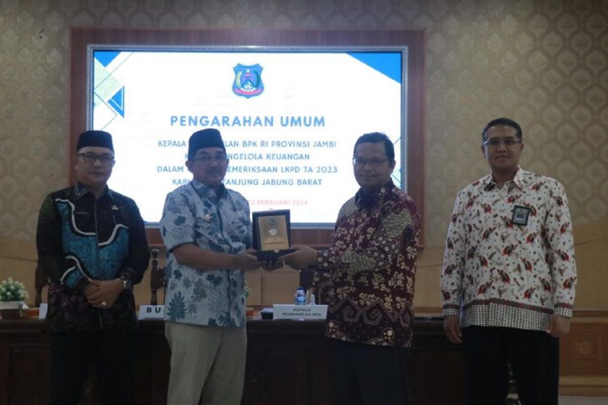 Bupati Tanjab Barat hadiri pengarahan umum kepala perwakilan BPK Provinsi Jambi