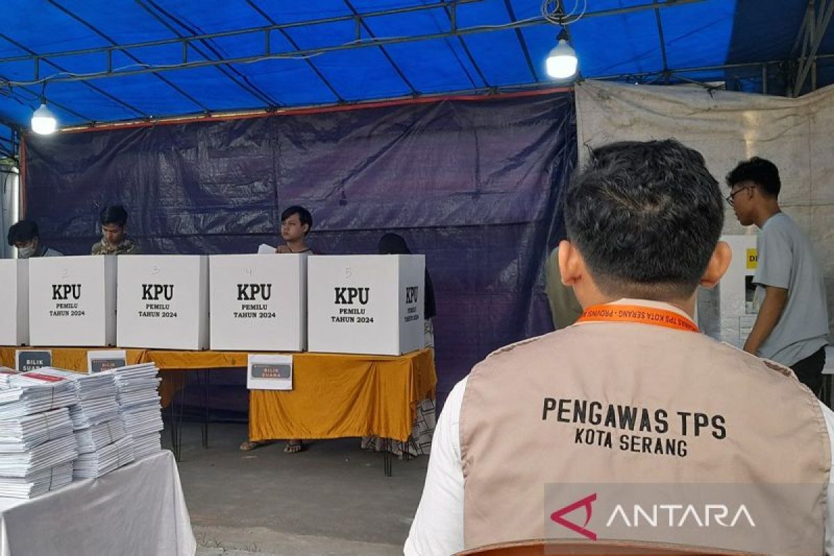 KPU Kota Serang beri santunan Rp46 juta bagi petugas linmas meninggal dunia