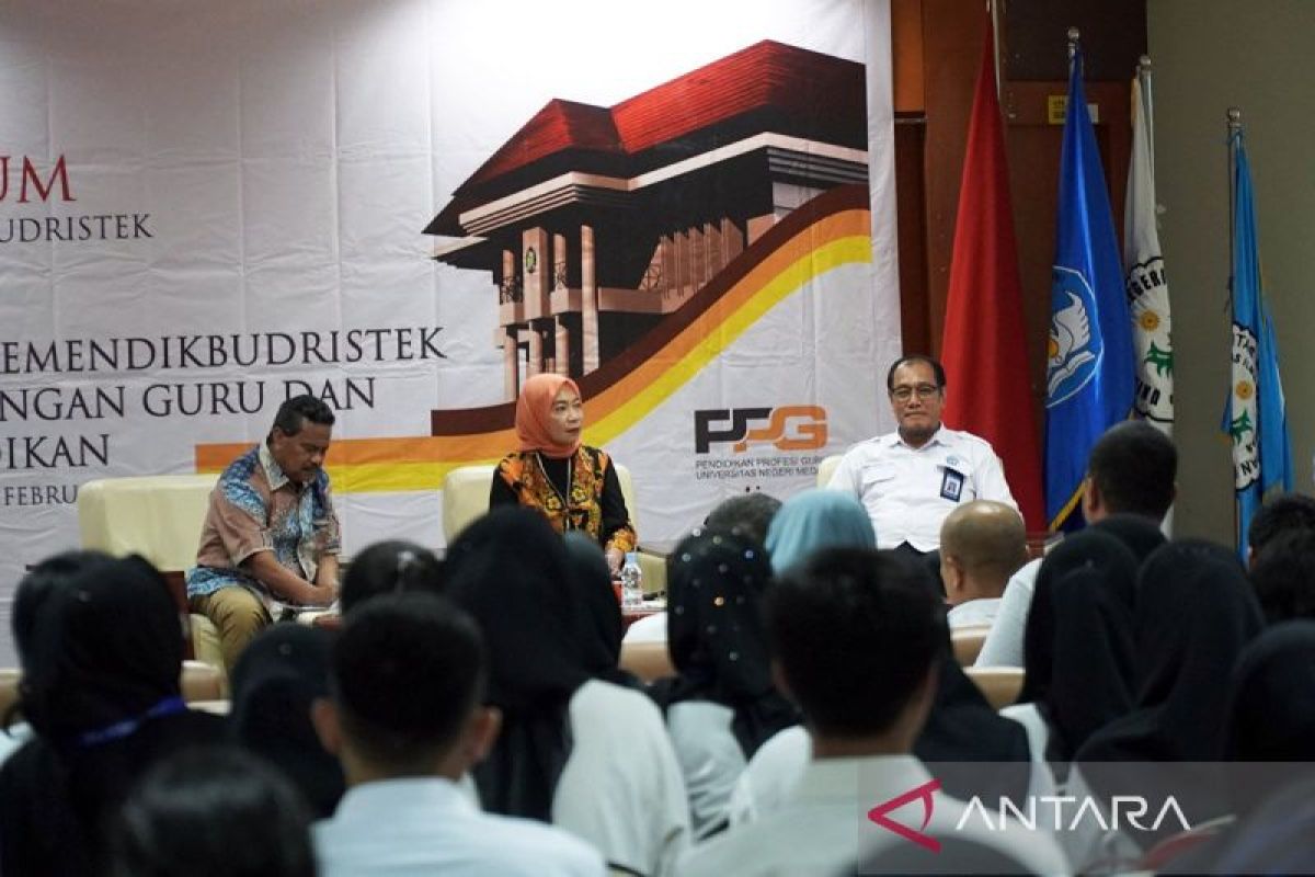 Kemendikbudristek dukung generasi muda berprofesi sebagai guru