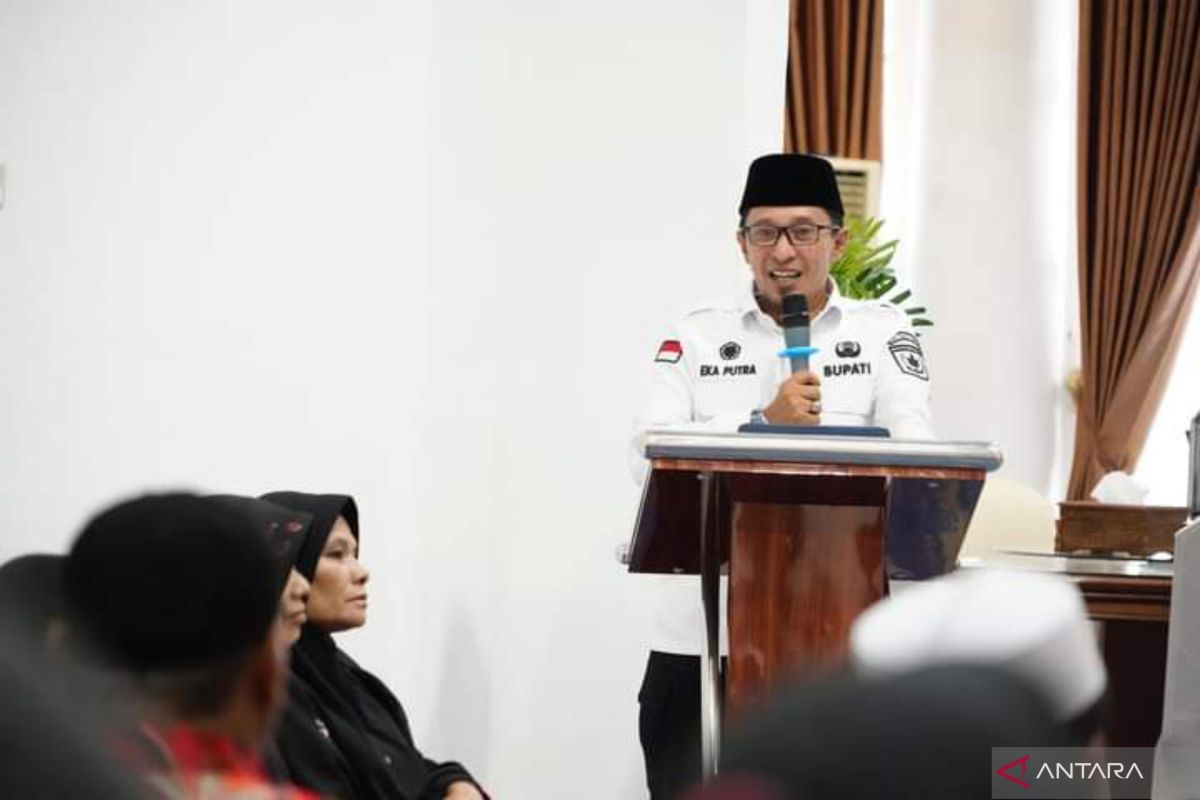 Bupati dukung program Kemenag berantas nikah siri dan nikah tidak tercatat di Tanah Datar