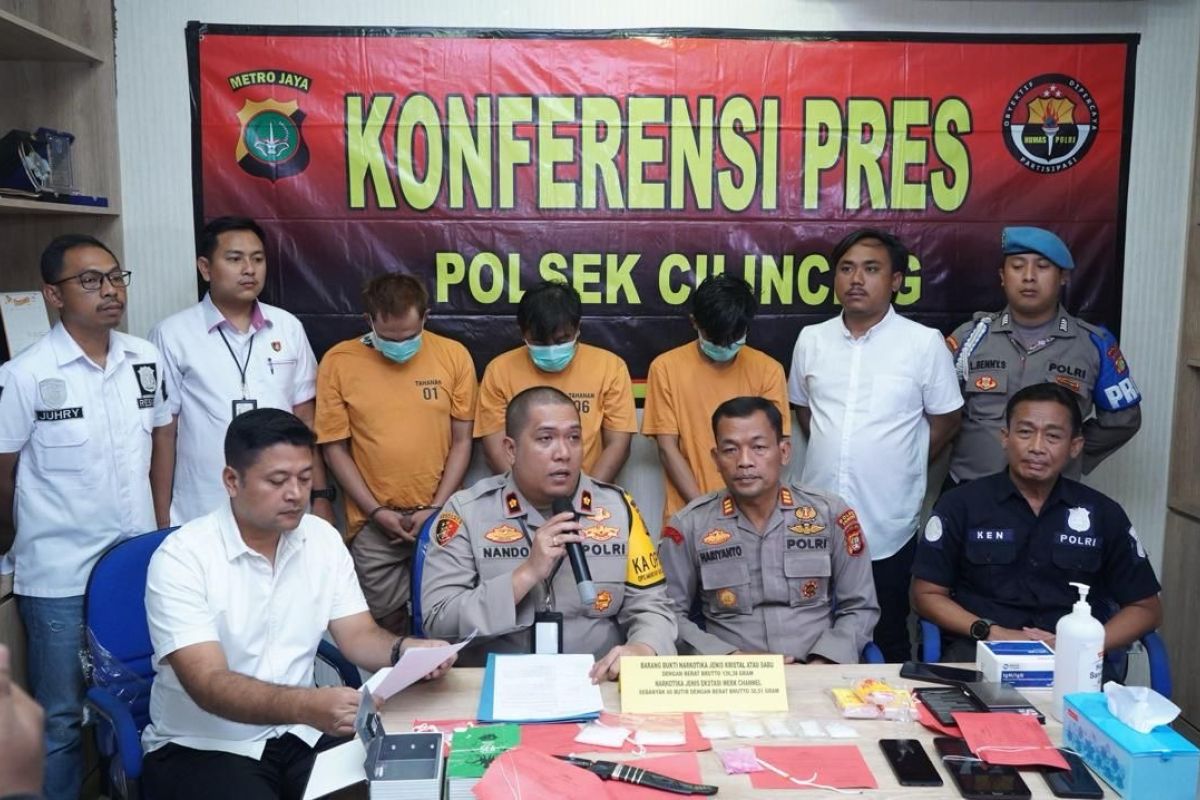 Polisi ancam tiga pengedar narkoba hukuman 20 tahun penjara