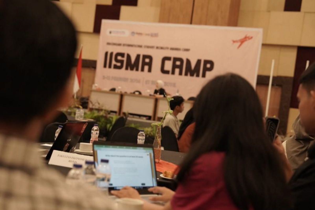 The International Office, Hasanuddin University Holds Indonesian International Student Mobility Awards Camp; Part #2