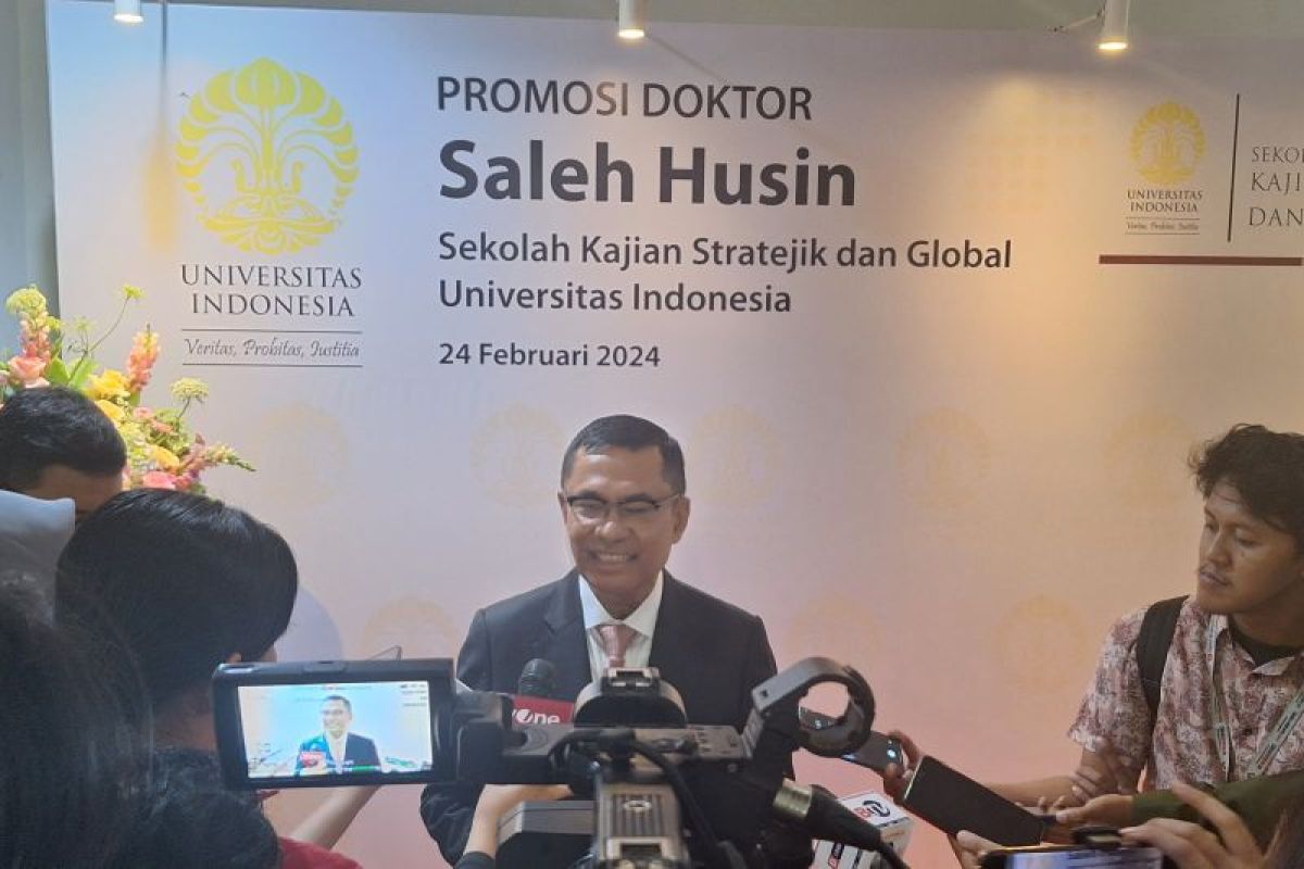 Saleh Husin berhasil raih gelar doktor SKSG UI