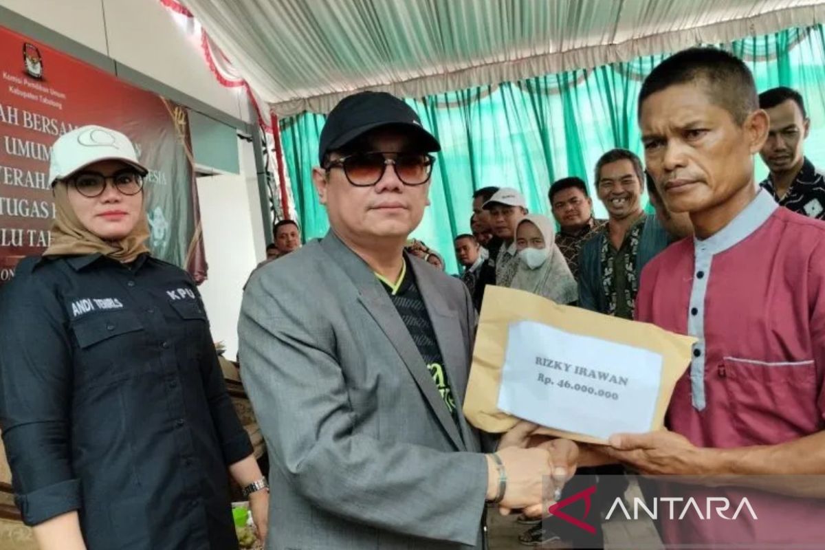 KPU RI beri santunan sembilan petugas ad hoc pemilu di Tabalong