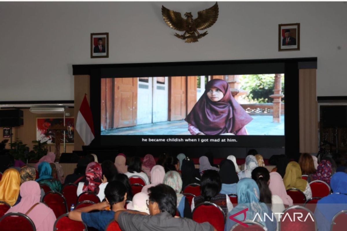 Lewat pemutaran film "Pilihan", KBRI Singapura edukasi pekerja migran