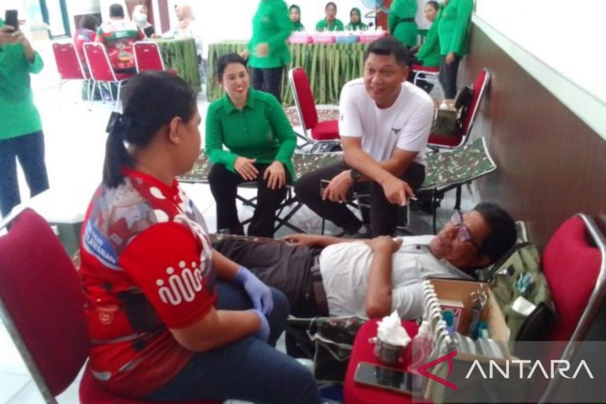 Kodim Ambon gelar donor darah sambut HUT Persit  ke-78