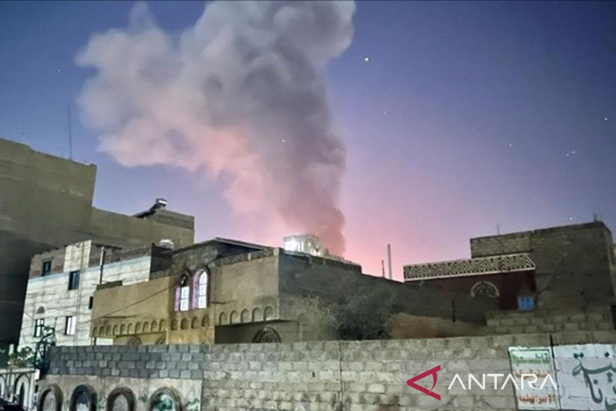 Media laporkan AS-Inggris lancarkan serangan di Ibu Kota Yaman