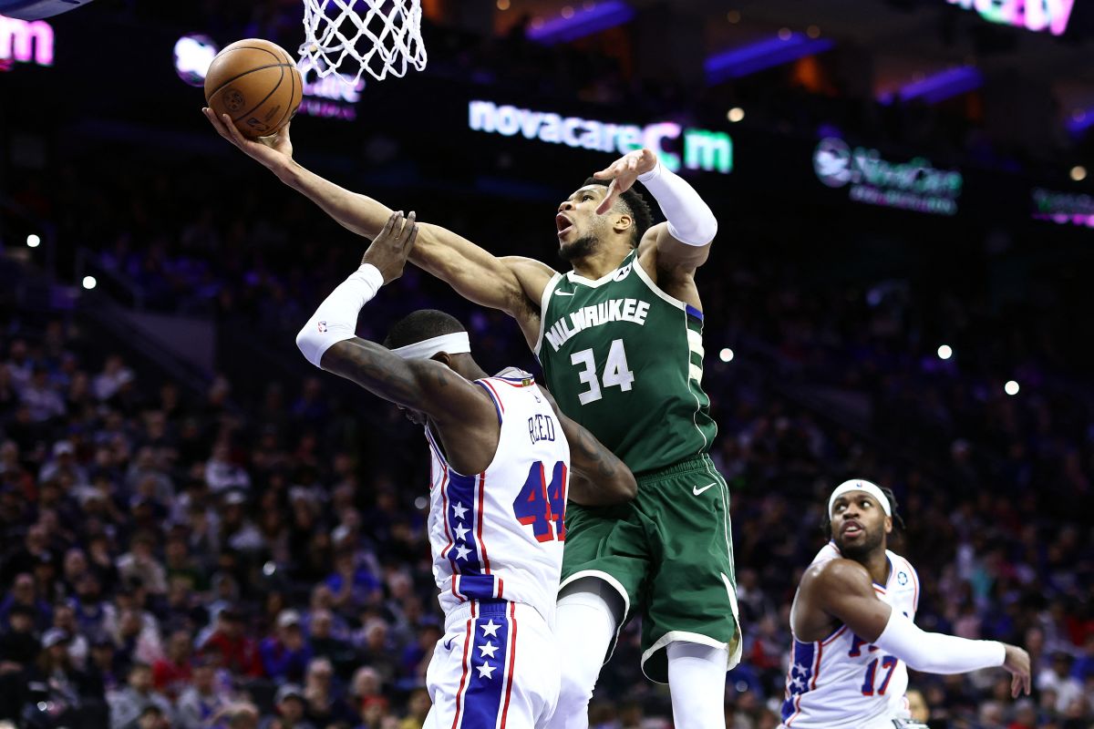 NBA: Giannis bantu Bucks bekuk Sixers 119-98