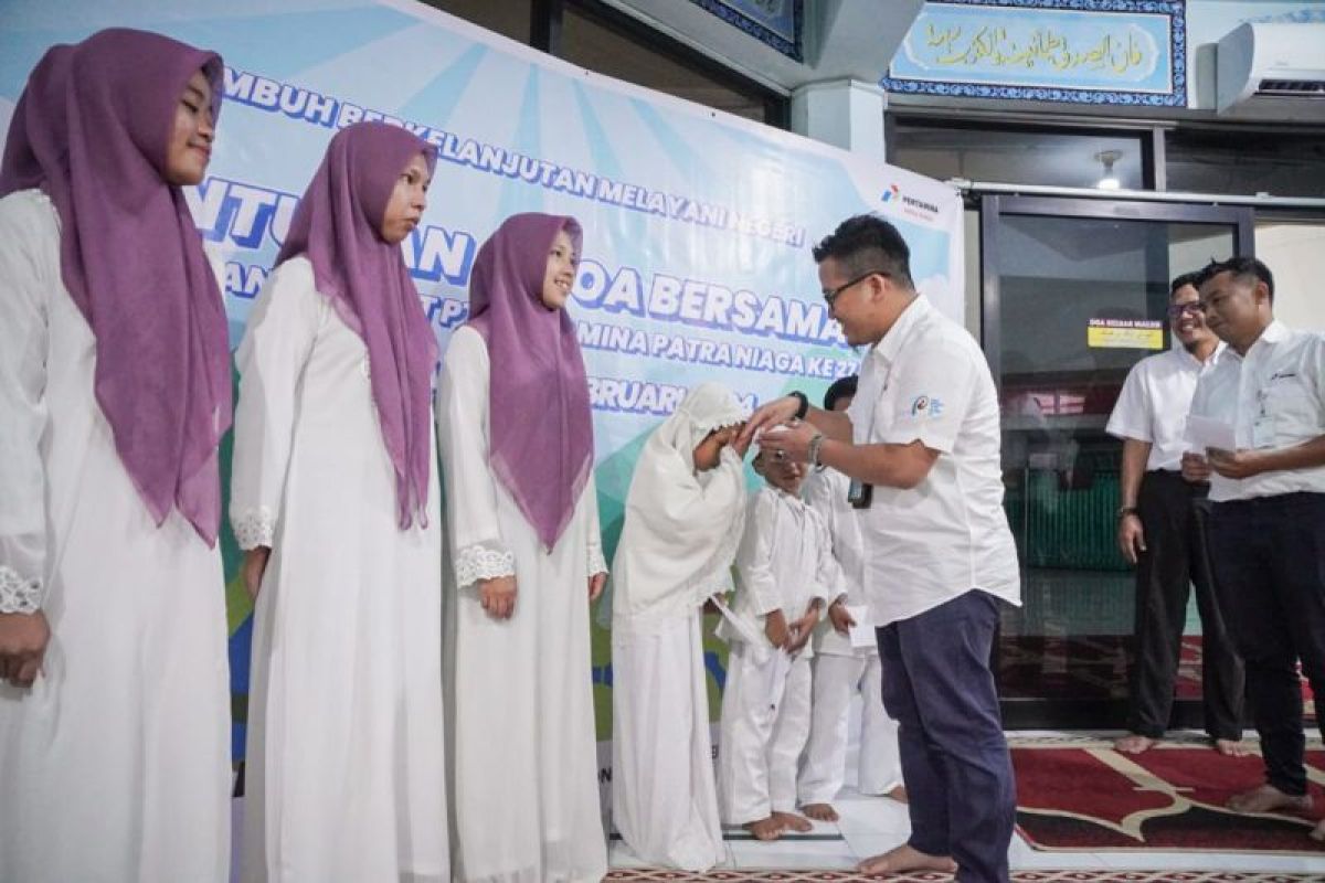 Pertamina Patra Niaga Regional Sumbagsel berikan santunan Rp82,5 juta ke anak yatim piatu