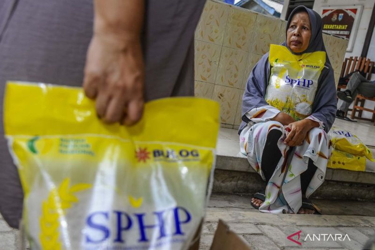 DPRD Banten minta pihak terkait bantu pemerintah kendalikan harga beras