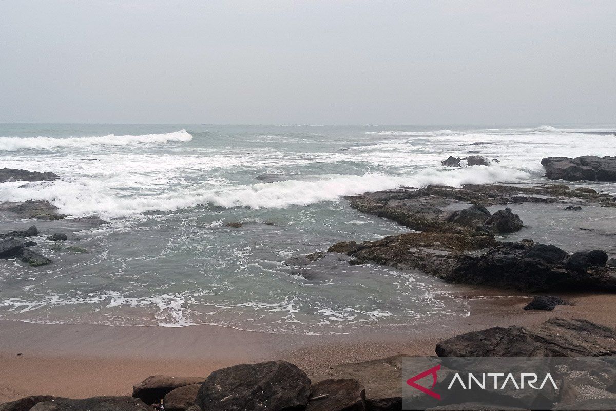 Gempa 5,7M menggetar Lebak, warga pesisir relatif aman