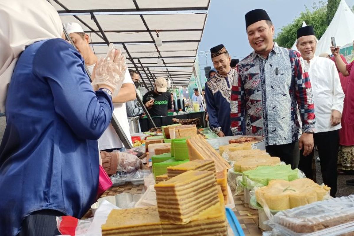 Pasar Wadai Ramadhan di Lapangan Murdjani Banjarbaru dimeriahkan Festival Islami