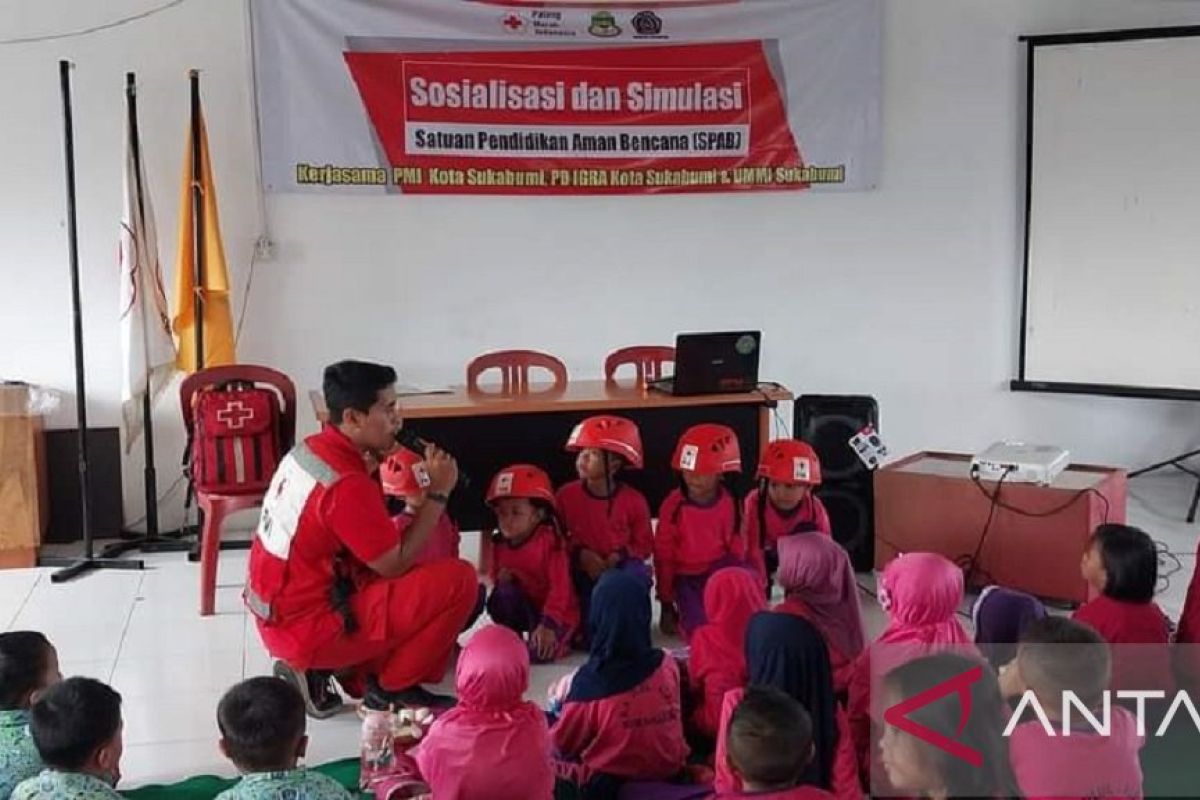 PMI Sukabumi berikan pelatihan dan  edukasi ratusan pelajar PAUD tentang mitigasi bencana