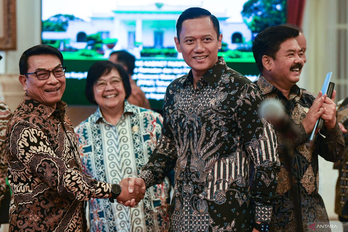 Pengamat: soal jabat tangan AHY-Moeldoko: peran Jokowi besar