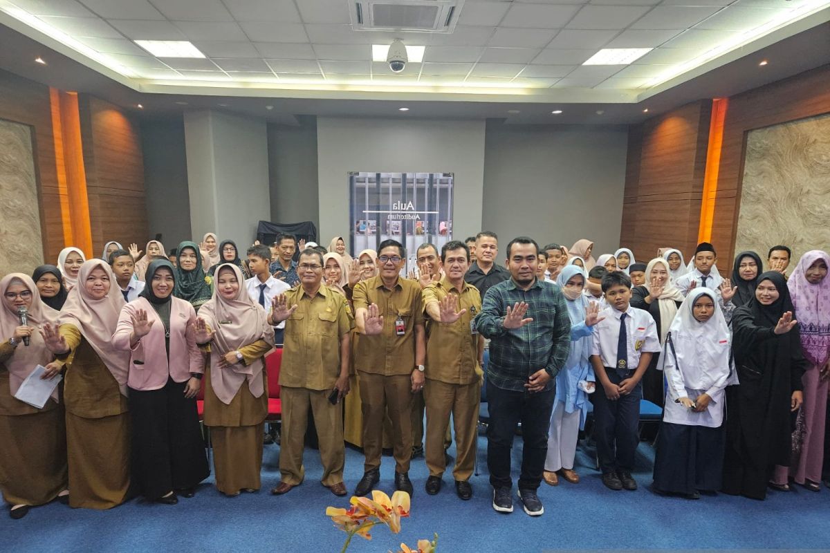 Buka Workshop Cegah Perundungan SMP 17, Ini Pesan Kadisdikbud Banda Aceh