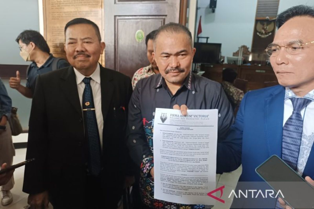 Keluarga Brigadir J gugat Fredy Sambo hingga Presiden Rp7,5 miliar