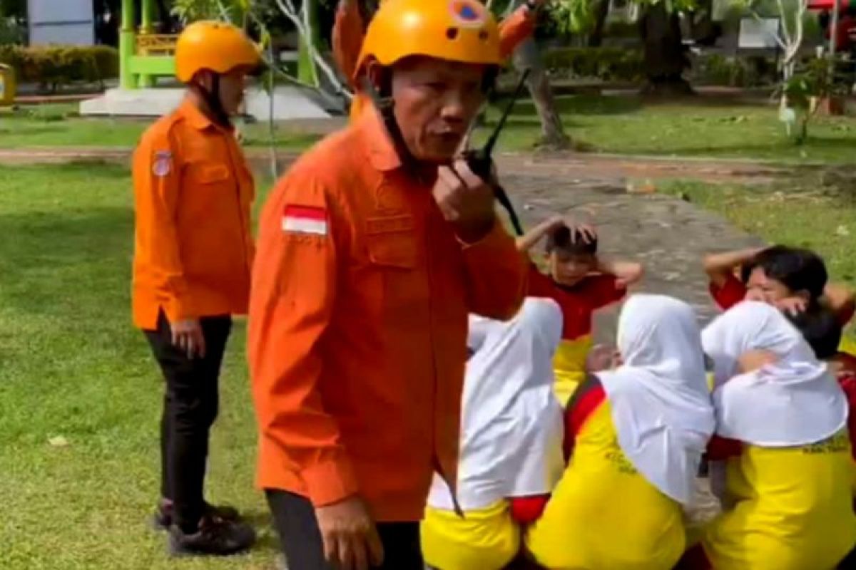 BPBD Tapin edukasi pelajar dan pegawai mitigasi dampak gempa bumi