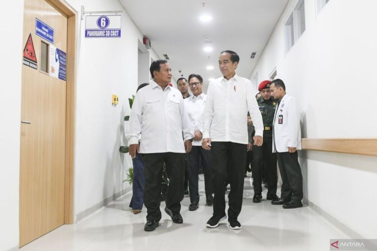 Menhan Prabowo terima kenaikan pangkat dari Presiden Jokowi