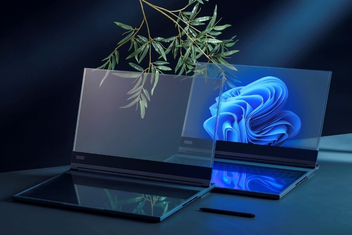 Lenovo tampilkan inovasi laptop dengan layar transparan di MWC 2024