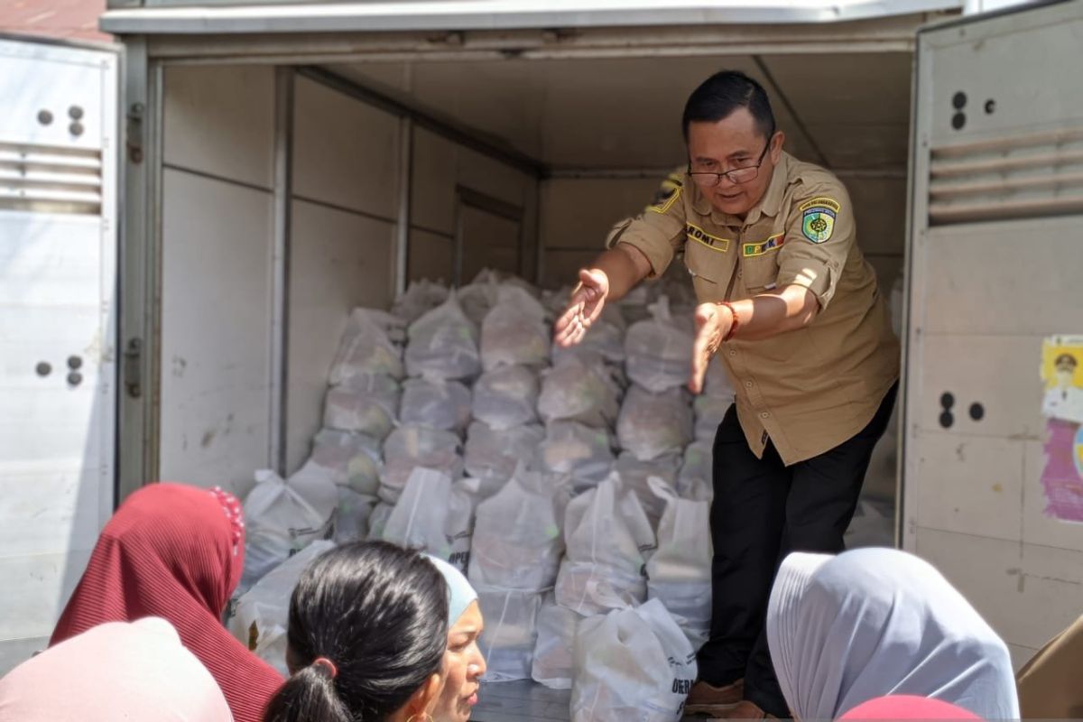 Pemkot Palangka Raya gelar operasi pasar murah stabilkan harga