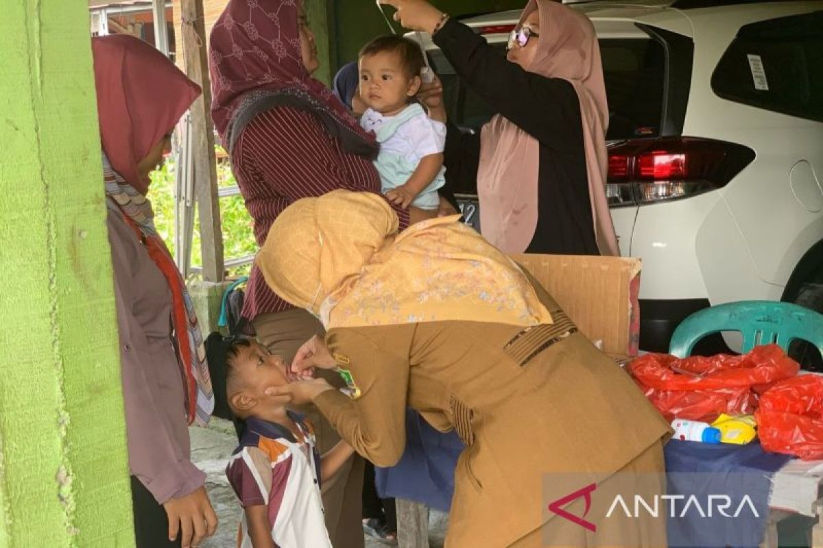 Sebanyak 3.400 balita di Kedungwaringin Bekasi terima vitamin A gratis