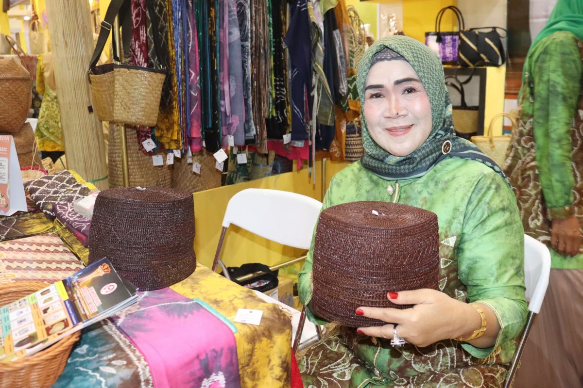 Pemkab Tapin bawa produk kualitas ekspor ke INACRAFT di Jakarta