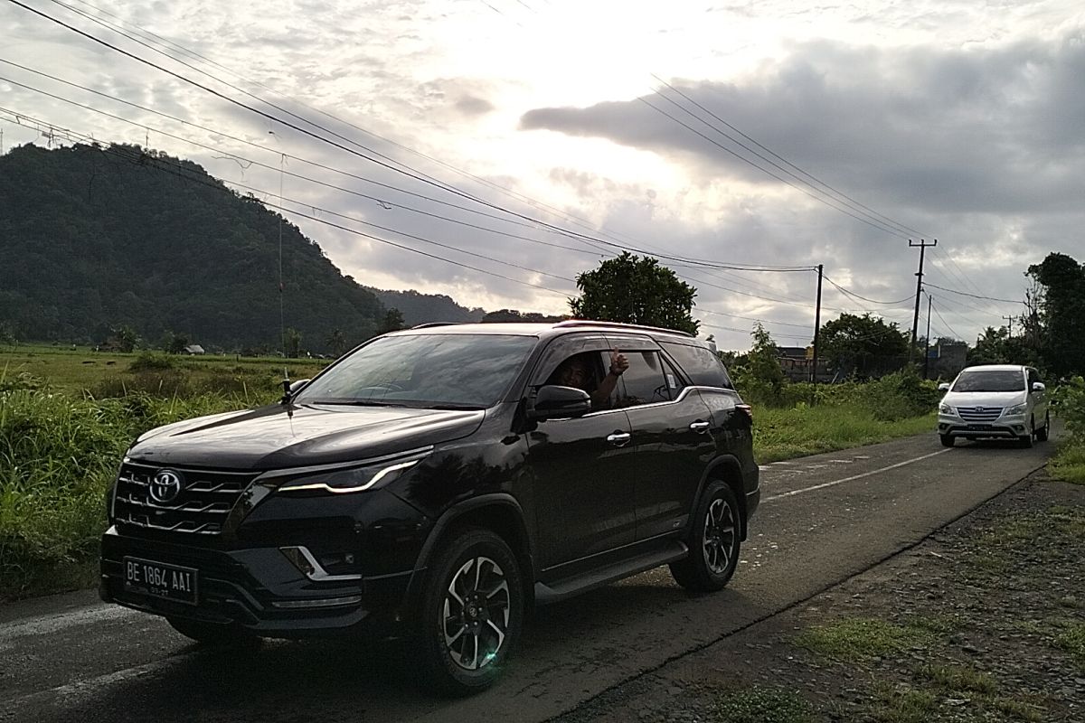 Club Toyota Fortuner gelar kegiatan silaturahmi di Palembang