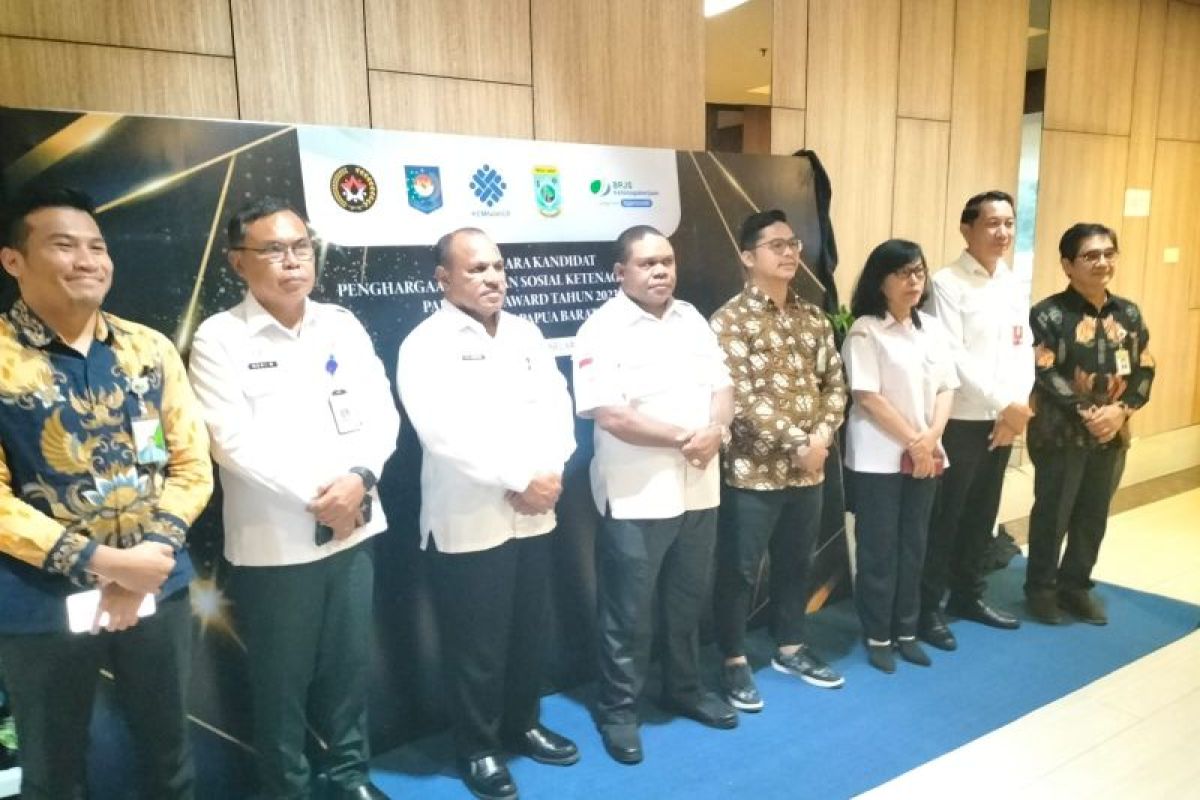 Pemprov Papua Barat minta kabupaten perkuat regulasi perlindungan pekerja