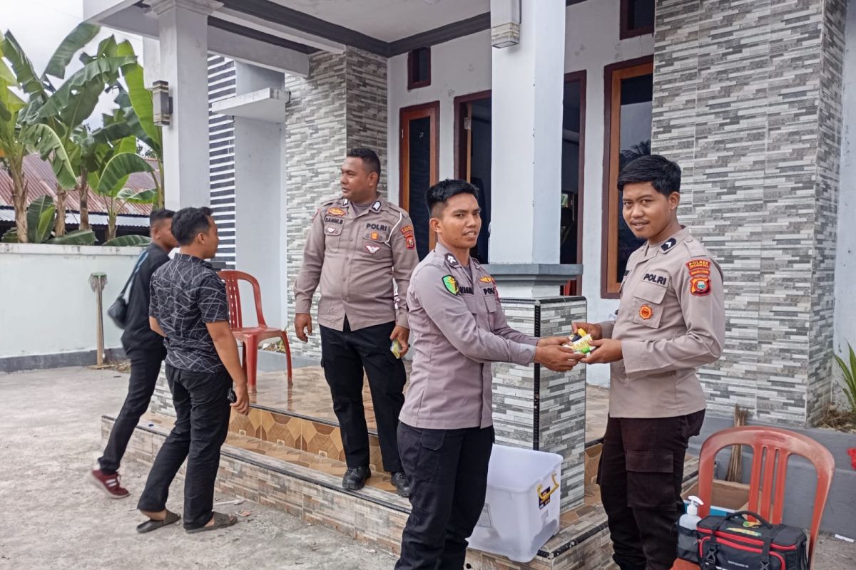 Biddokes Polda Malut cek kesehatan personel pengamanan di Kepulauan Sula
