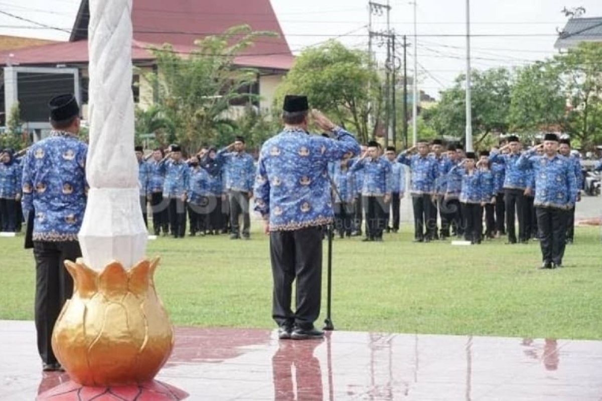 Bupati Sanggau tekankan pentingnya evaluasi capaian program