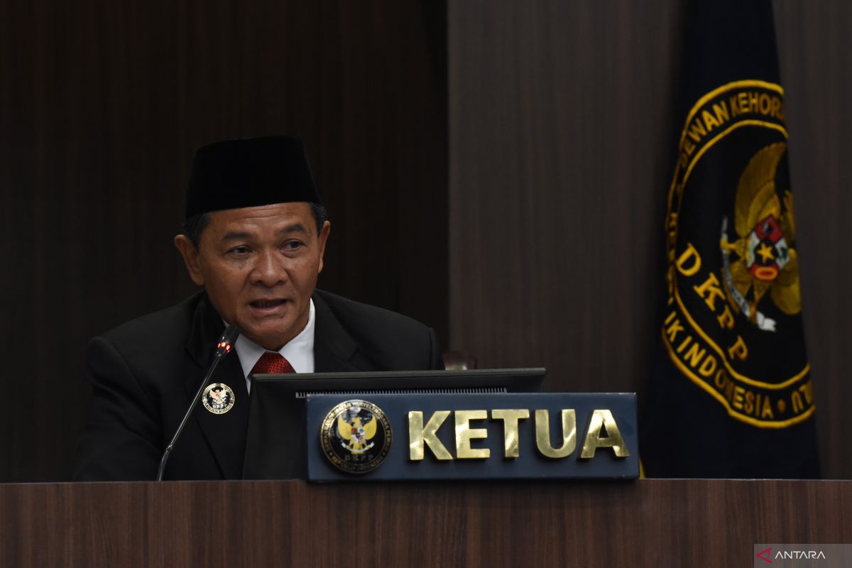 DKPP belum terima laporan KPU nonaktifkan 7 anggota PPLN Kuala Lumpur