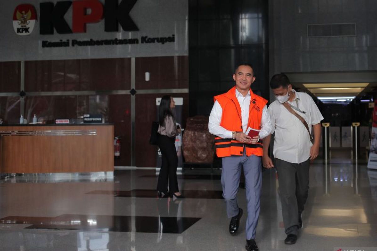 KPK panggil tiga saksi terkait perkara gratifikasi Eko Darmanto