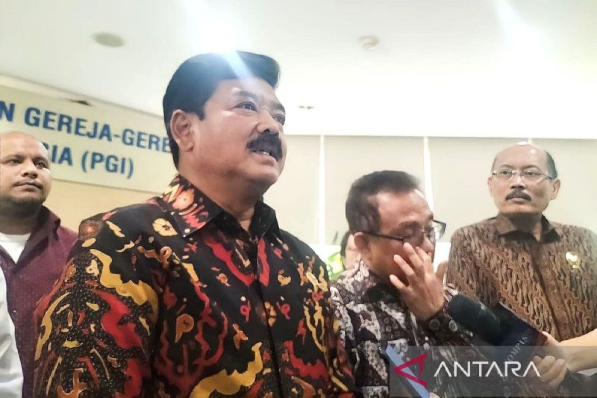 Menko Hadi nilai pemberian bintang empat ke Prabowo sesuai prosedur