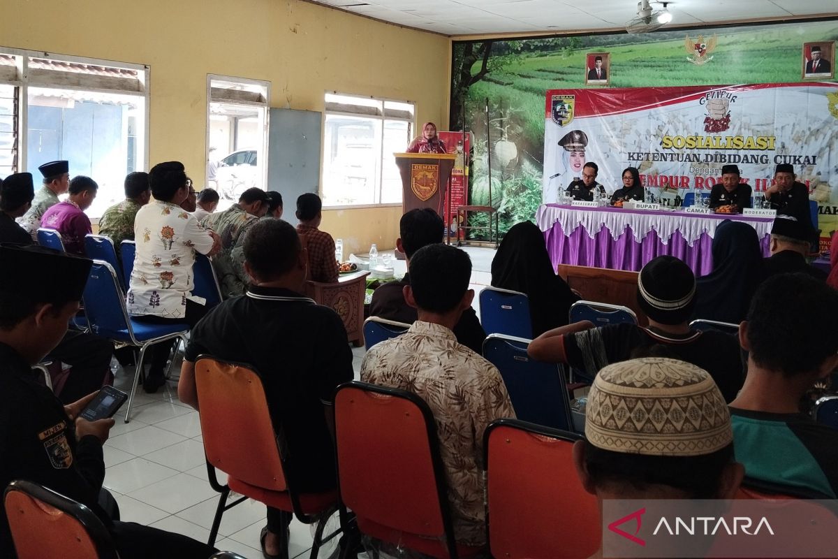 Pemkab Kudus Demak ajak masyarakat perangi rokok ilegal