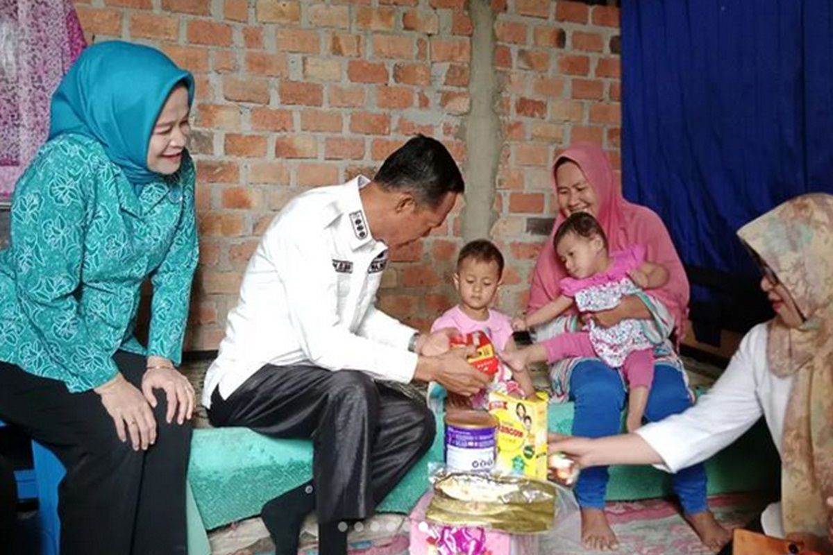 Pj Wali Kota Prabumulih blusukan kunjungi rumah anak stuting