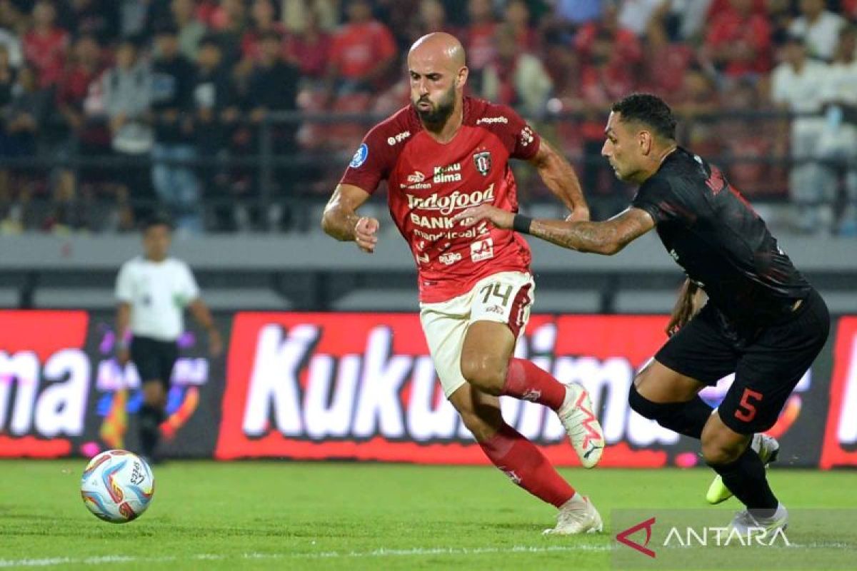 Liga 1 - Bali United tundukkan Persis Solo 3-2