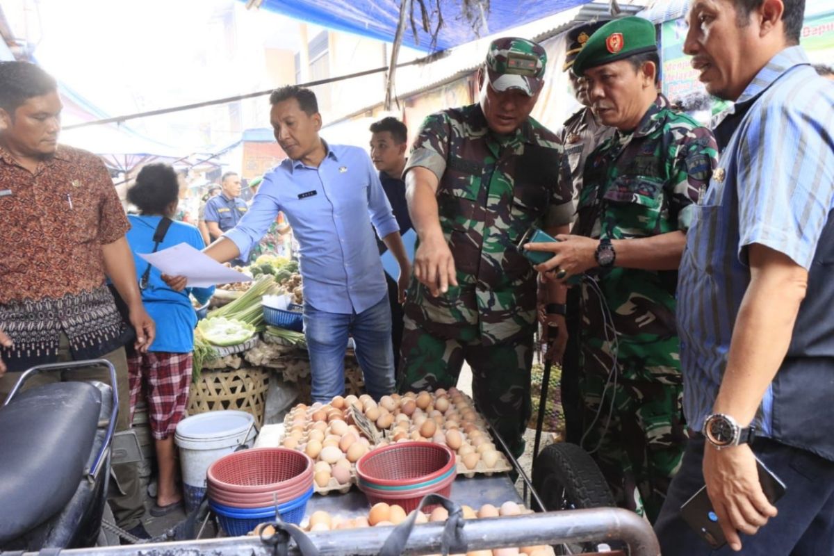 Pemkot Binjai dan Kodim 0203 Langkat operasi pasar sembako