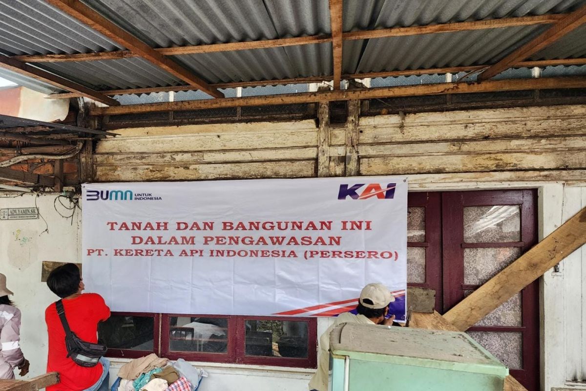 KAI Palembang kosongkan rumah dinas yang ditempati warga tanpa perjanjian