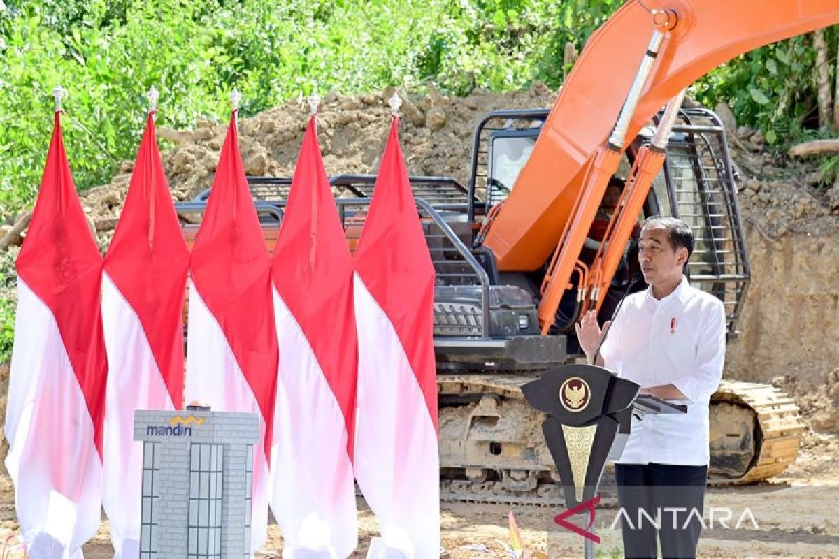 Presiden apresiasi Bank Mandiri bangun gedung layanan digital di IKN