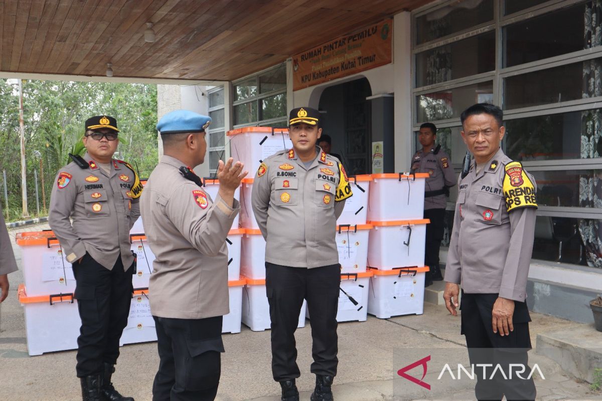 Polres Kutim lakukan pengamanan khusus kantor KPU