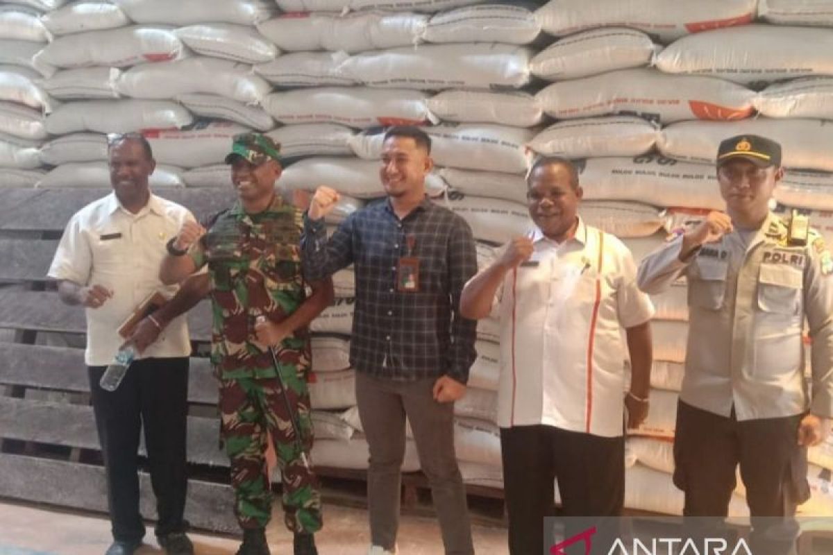 Bulog Sorong Selatan pastikan stok beras cukup hingga Idul Fitri